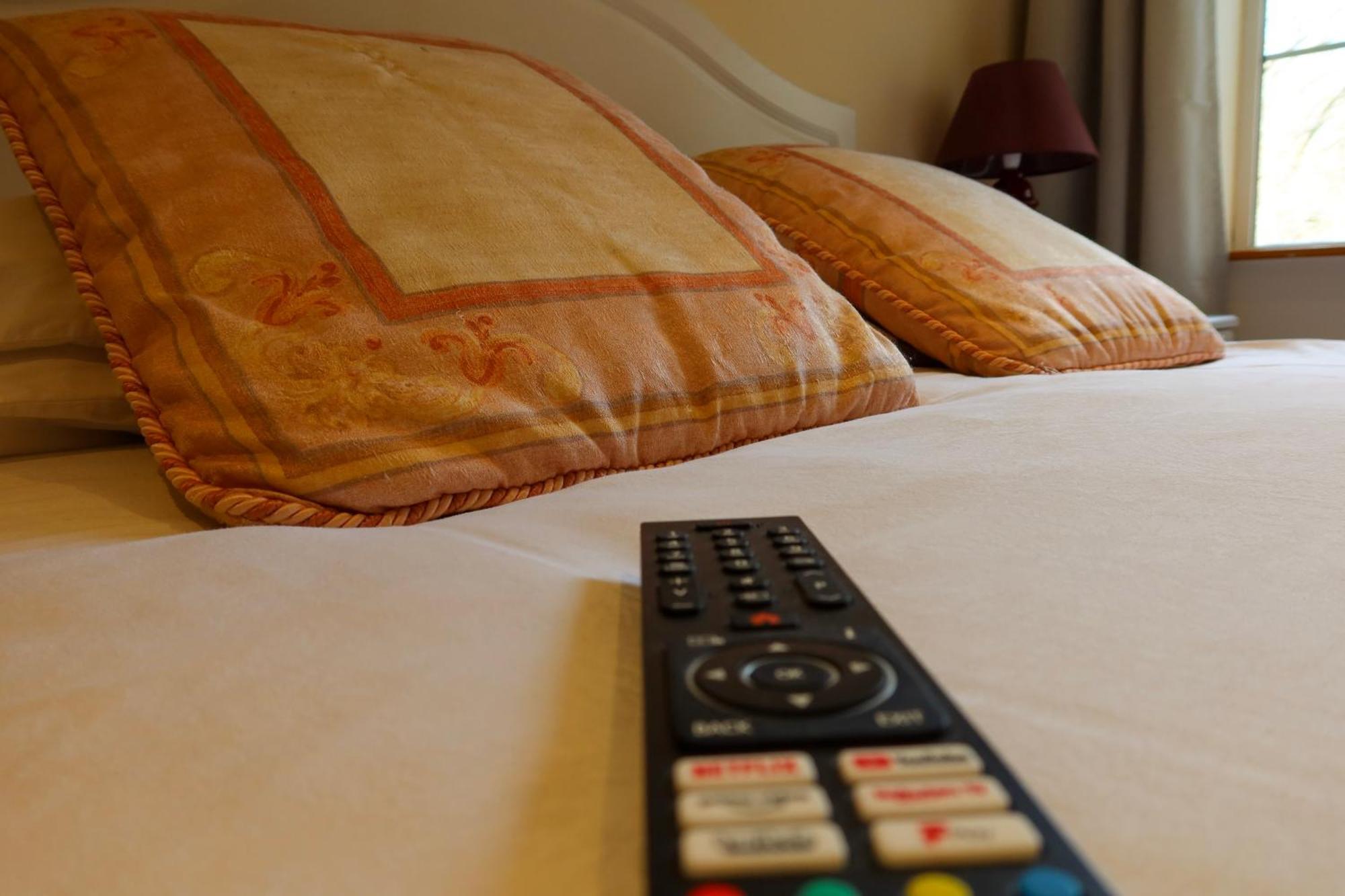 קיל איירן Woodville Lodge Guesthouse מראה חיצוני תמונה